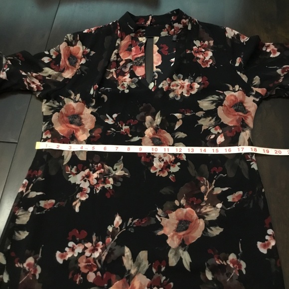 White House Black Market Long-Sleeve Floral Choker Shift Dress Size S NW… - Picture 10 of 14